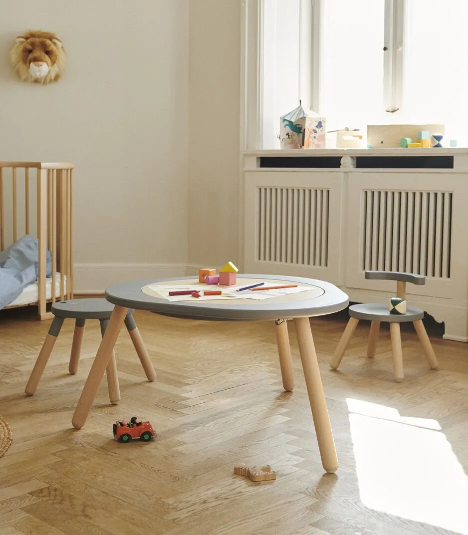 Стульчик для кормления и игр Stokke "MuTable", дерево, от 1.5 лет, 23-29см