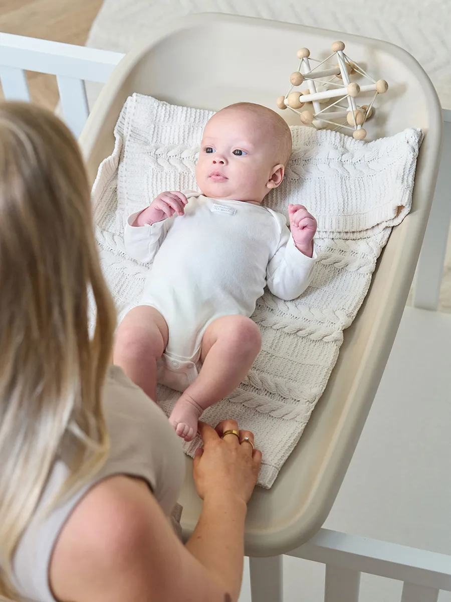 Пеленальная доска Tutti Bambini Cushi на жестком основании