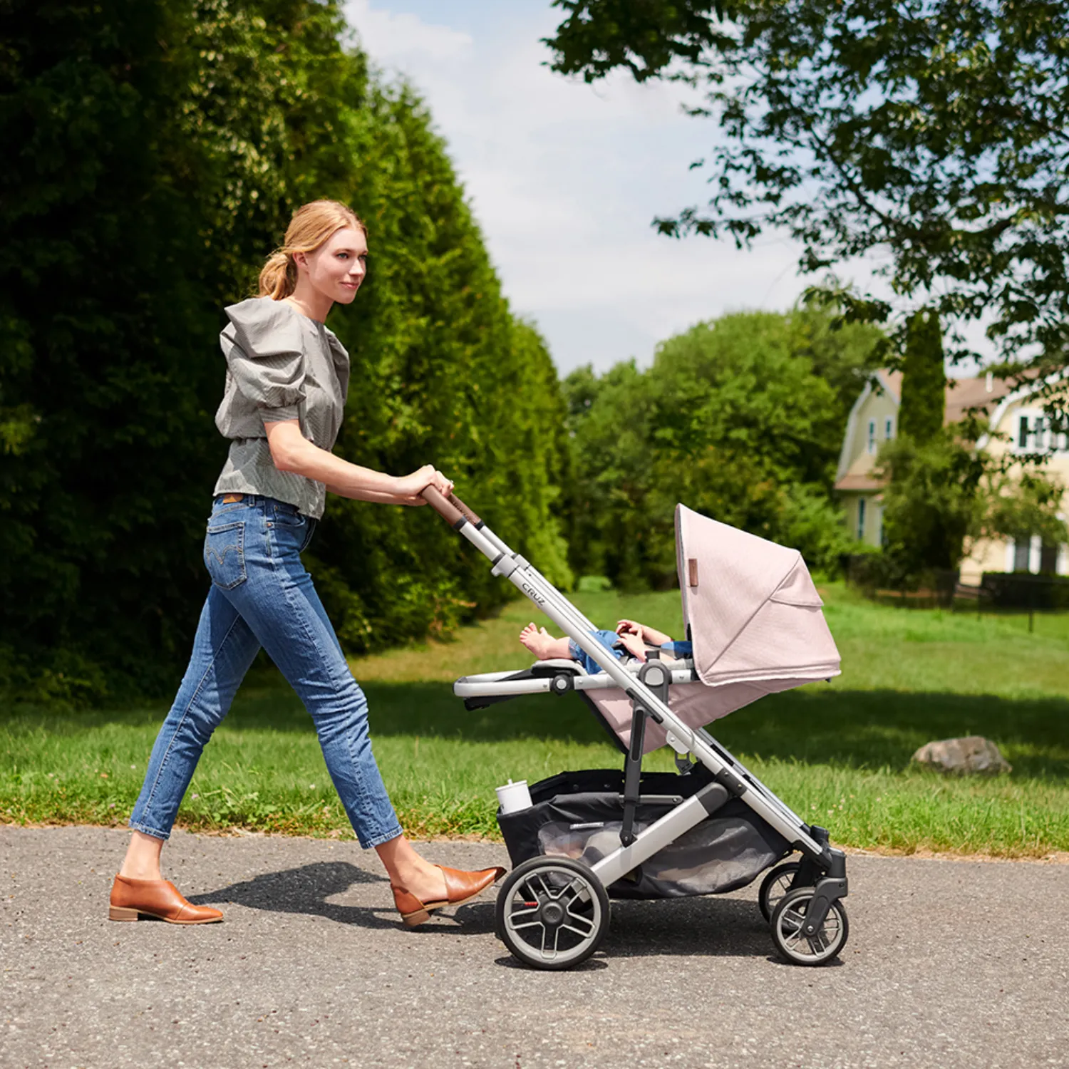 Коляска прогулочная UPPAbaby Cruz V2