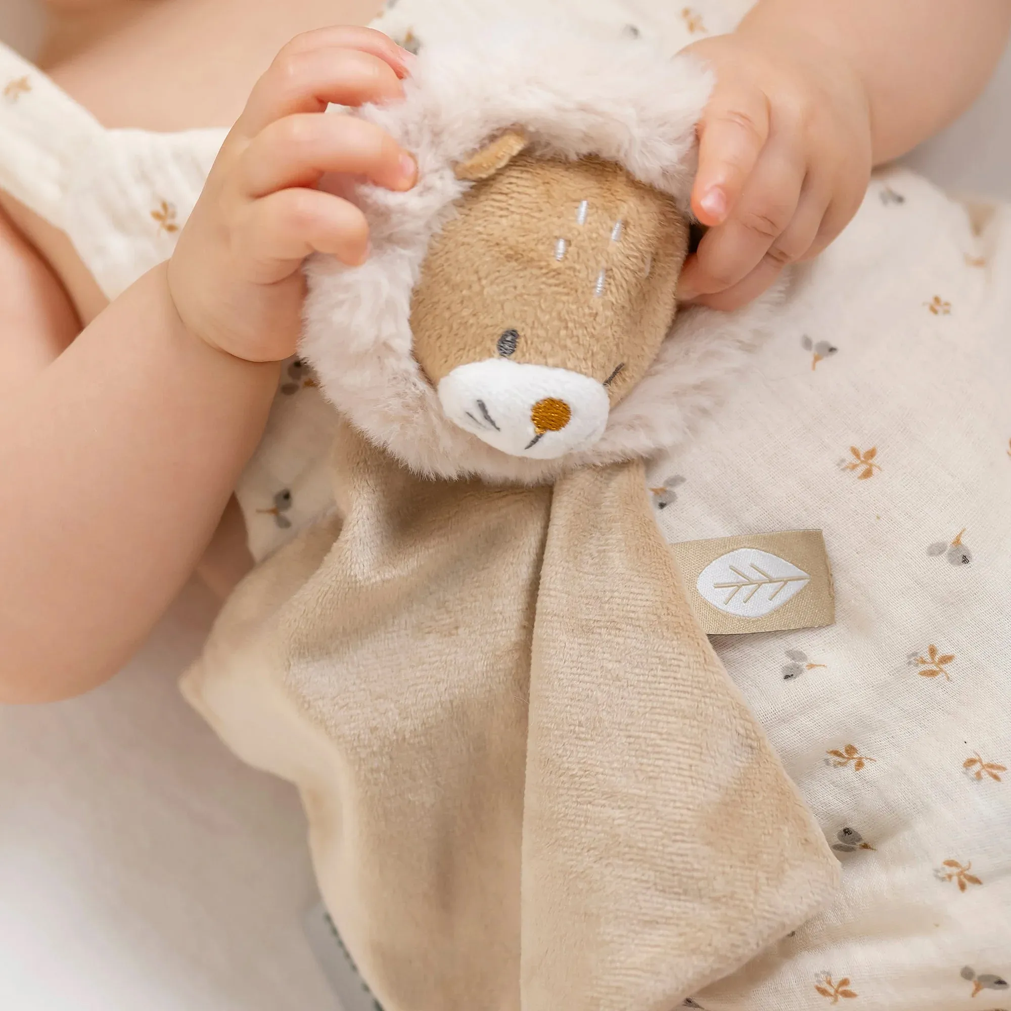 Игрушка мягкая Nattou Doudou малая FLO, ERNEST & OLI Лев 682046