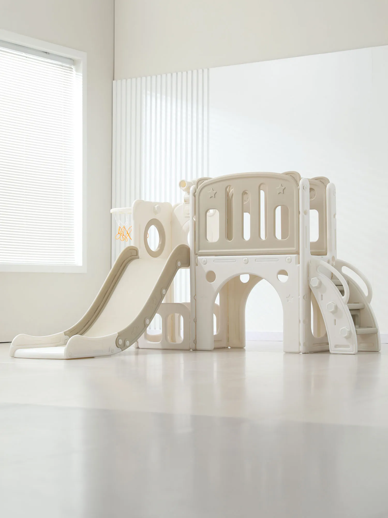 Комплекс игровой UNIX Kids горка, баскетбольное кольцо, смотровая башня Star