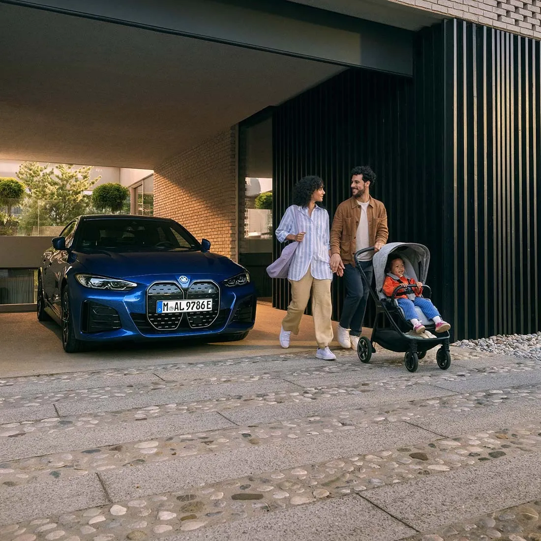 Коляска прогулочная Nuna TRIV NEXT BMW Graphene