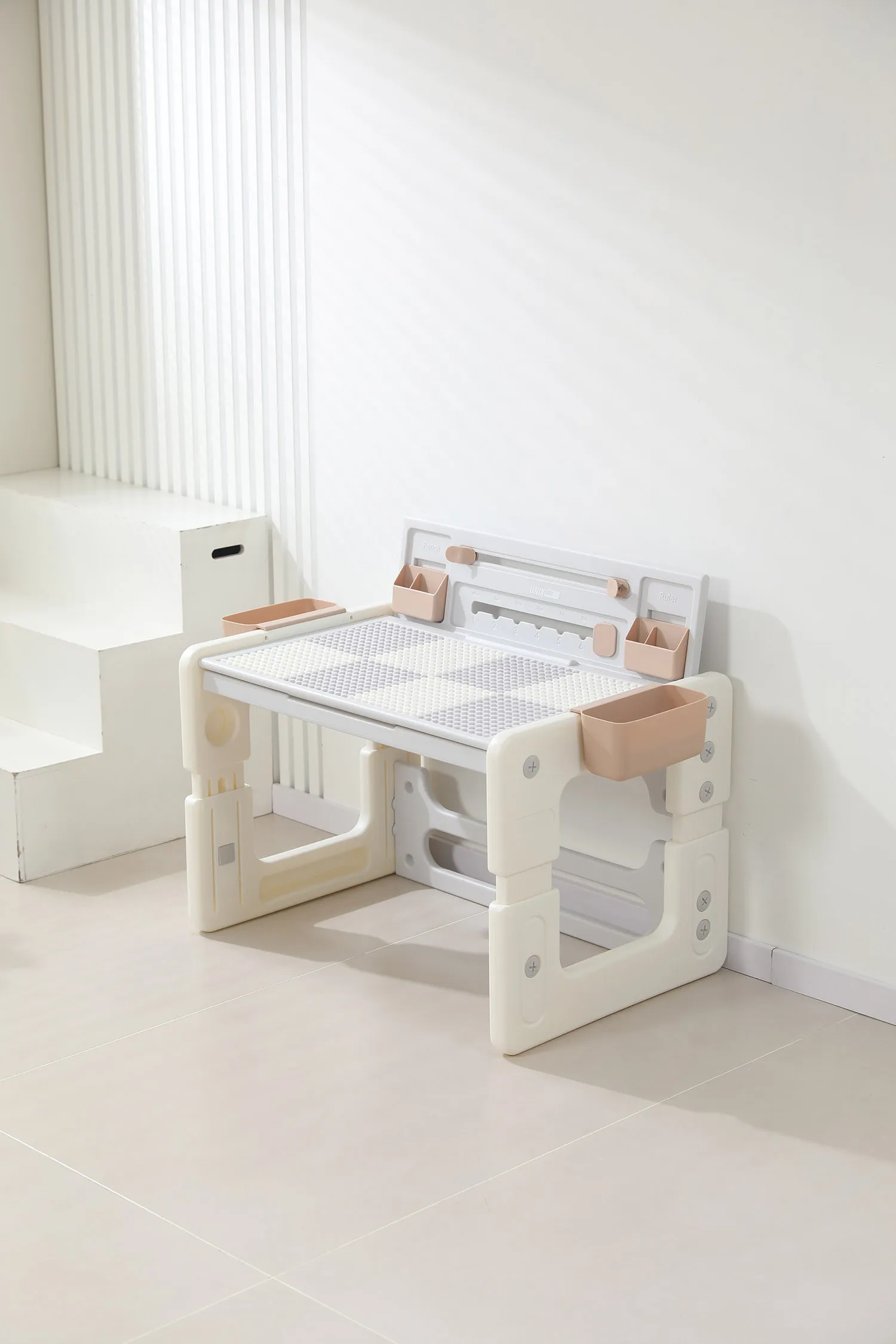 Стол со стульчиком 4 в 1 детский развивающий UNIX Kids