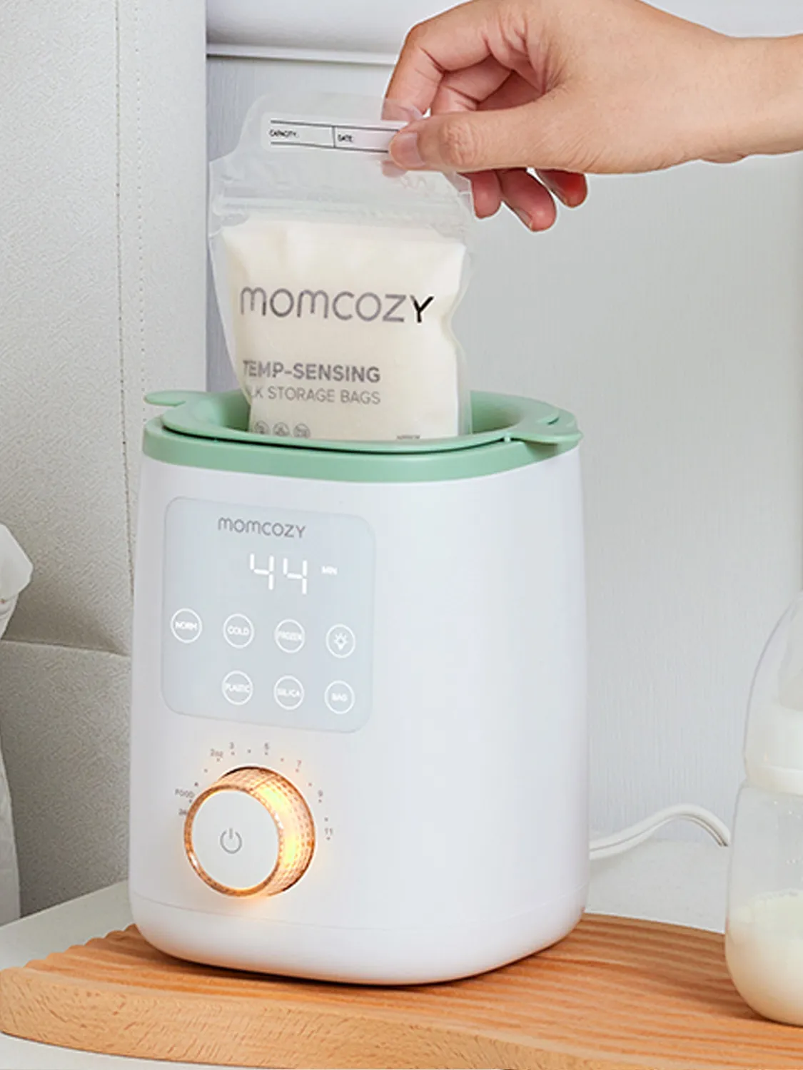 Подогреватель Momcozy для бутылочек 9 в 1 MW02