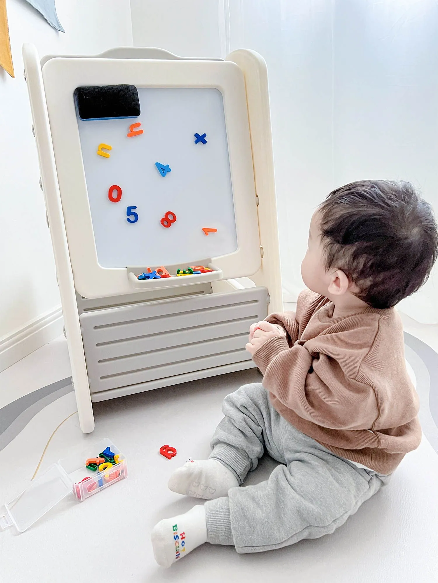 Стол трансформер детский 3 в 1 UNIX Kids со стульчиком