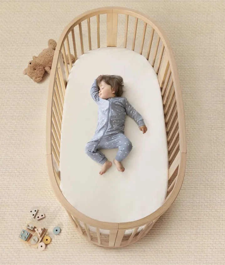 Кроватка овальная Stokke Sleepi V3