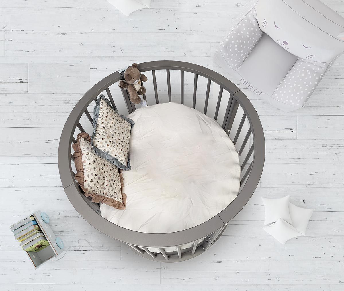 Кровать Bambini 125х75 см овальная 7 режимов с матрасиком Aloe vera Ring