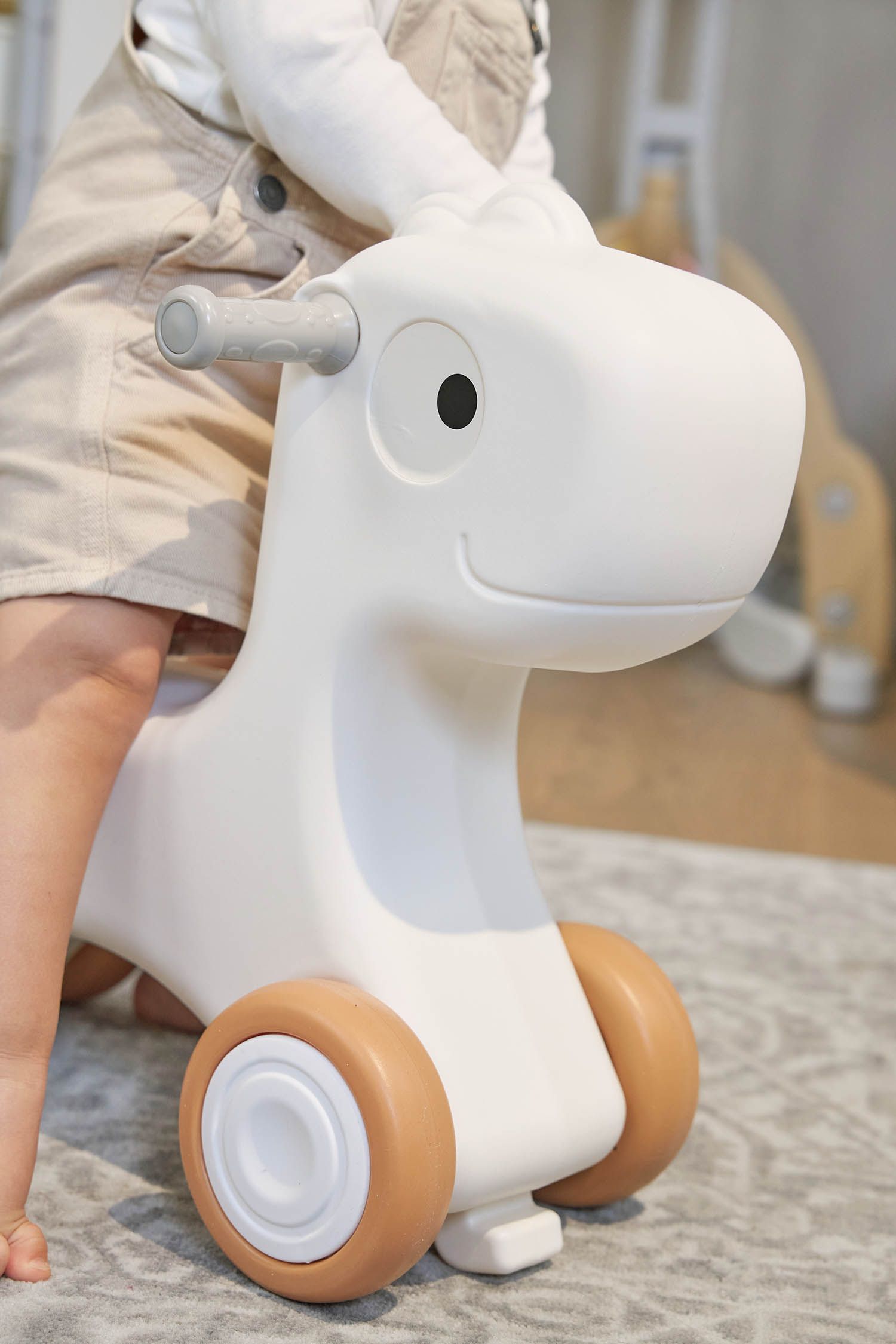 Лошадка-качалка-беговел UNIX Kids Camel PPRHWHCL