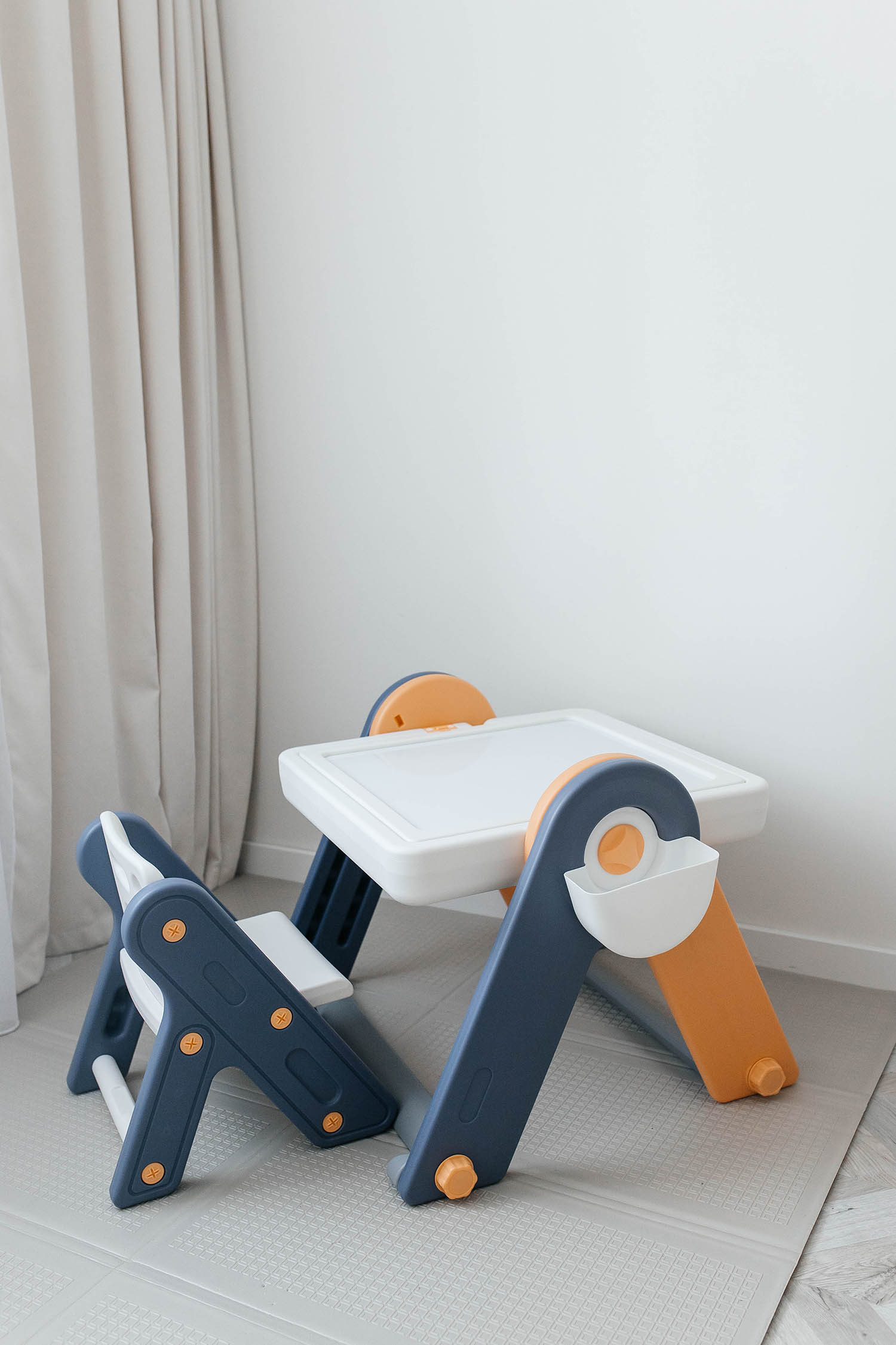 Стол со стульчиком 4 в 1 детский развивающий UNIX Kids Yellow PPT4IN1YEL