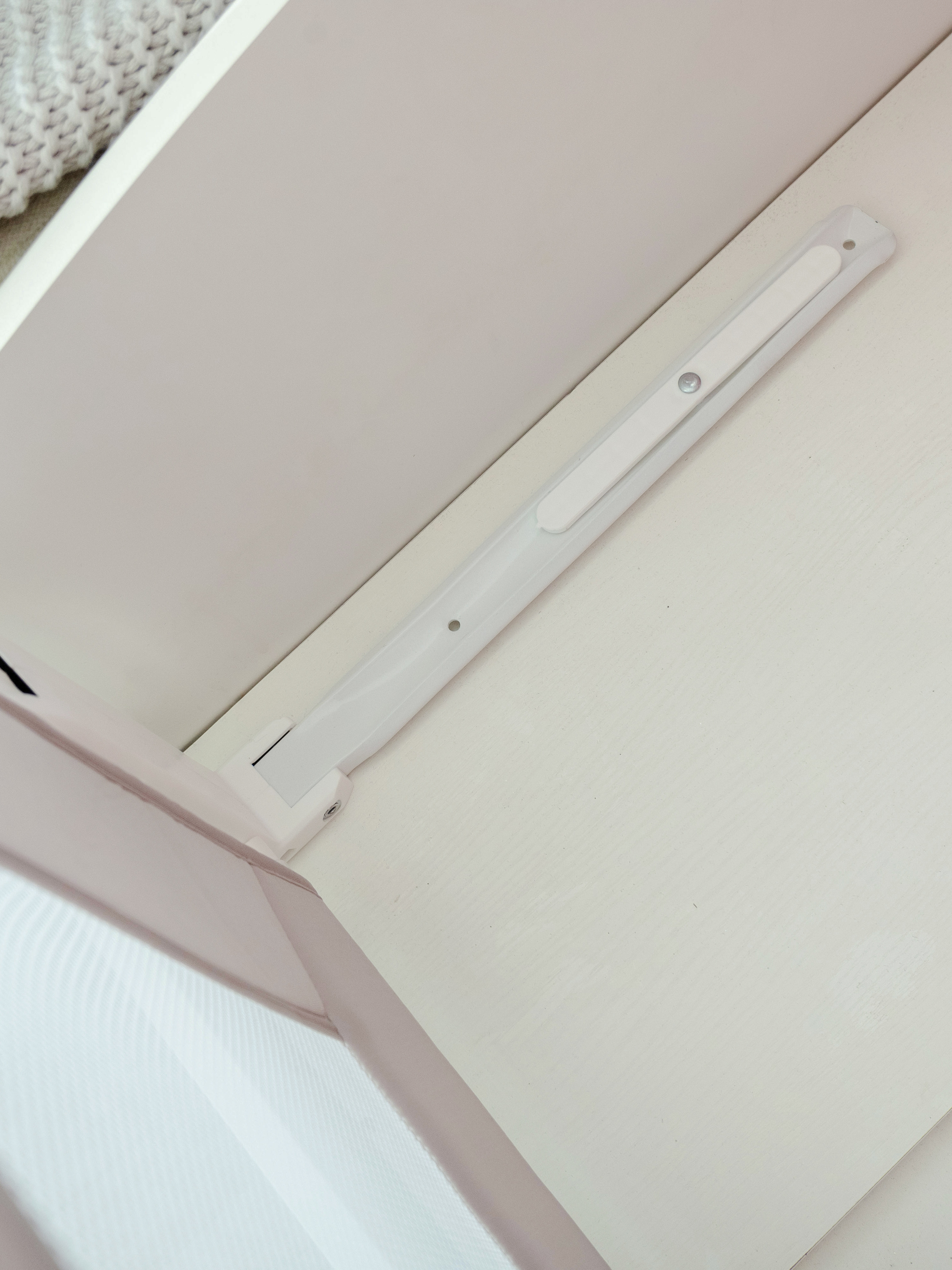 Барьер защитный GUIMO BED RAILS 90 см Витрина