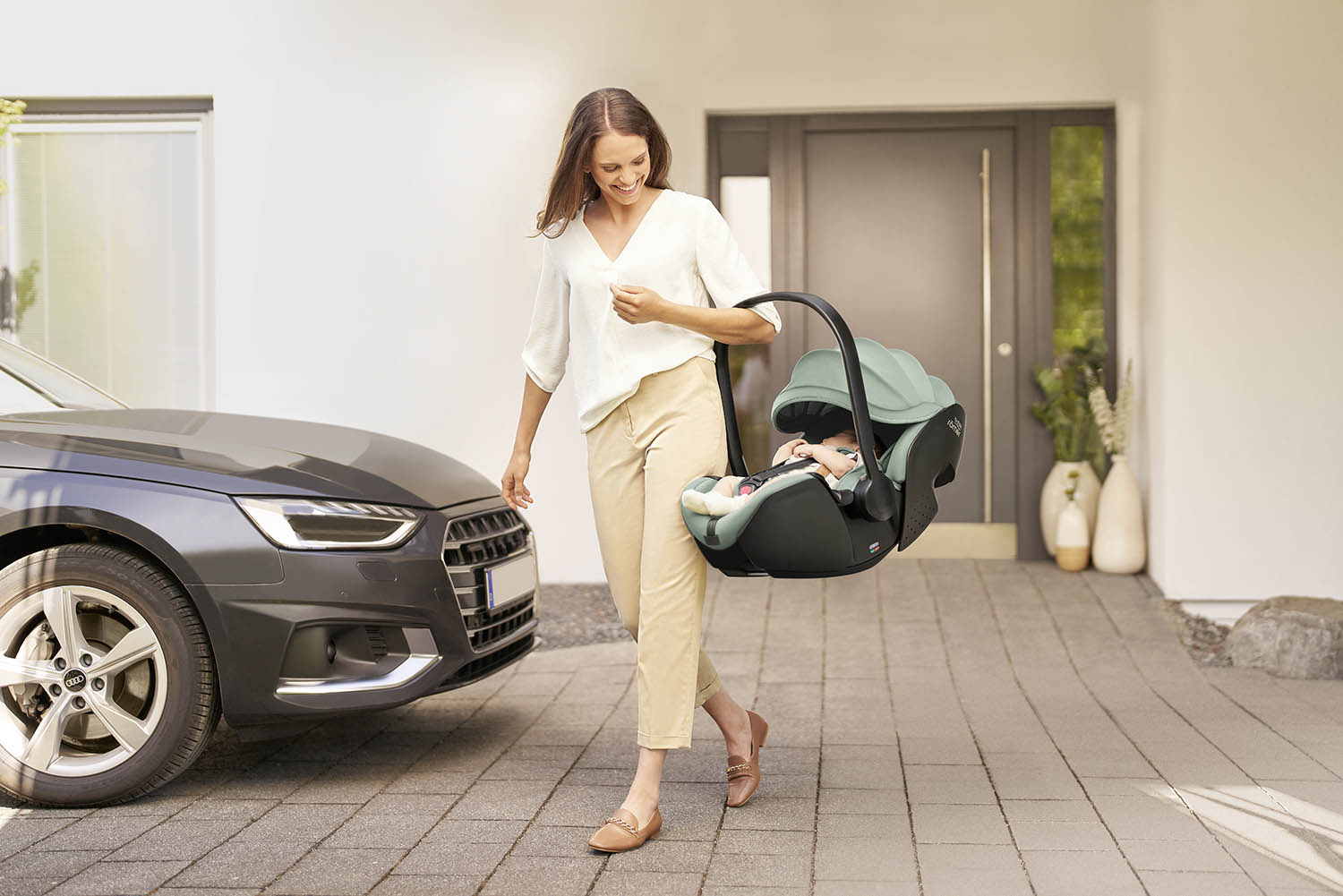 Автокресло 0+ Britax Roemer Baby-Safe Pro Lux