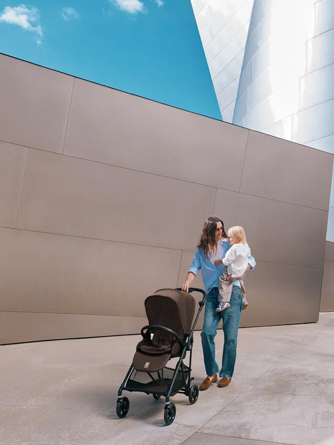 Коляска прогулочная Cybex Melio с дождевиком и бампером