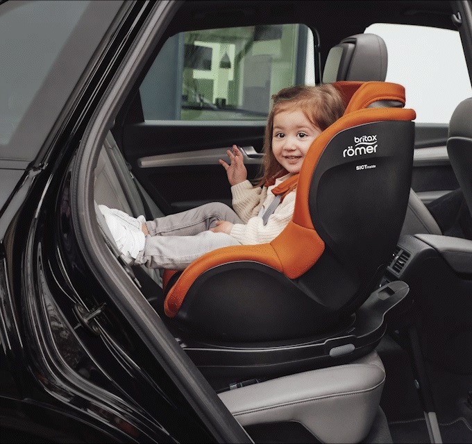 Автокресло 0+/1 Britax Roemer Dualfix 5Z