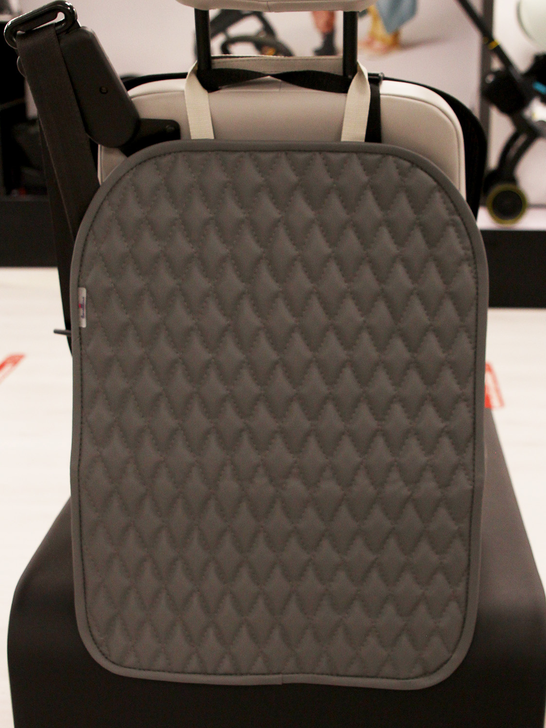 Защита спинки переднего сидения автомобиля Fiorellino FrontSeat Stitch