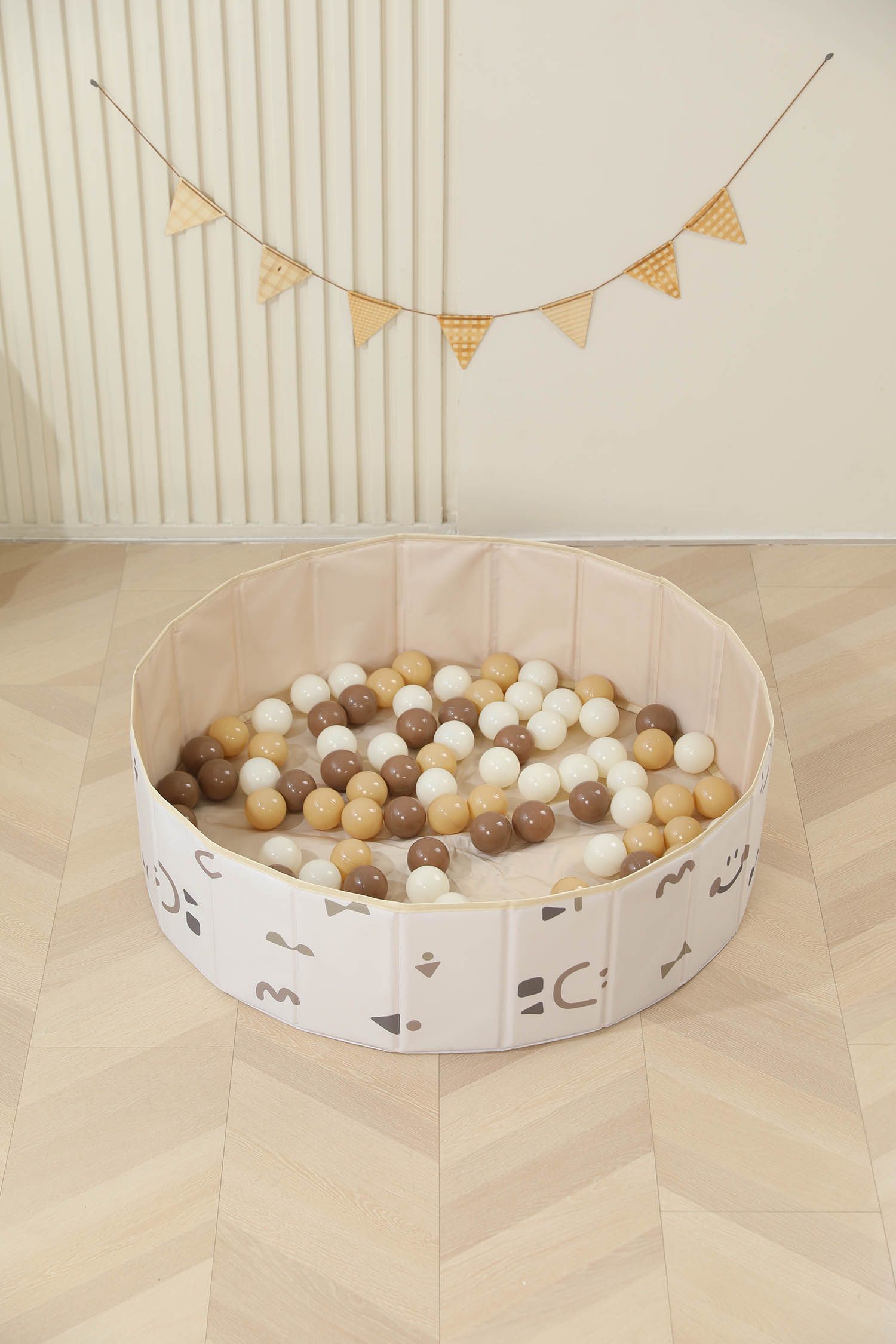 Бассейн сухой для шариков UNIX Kids Smile 100 см