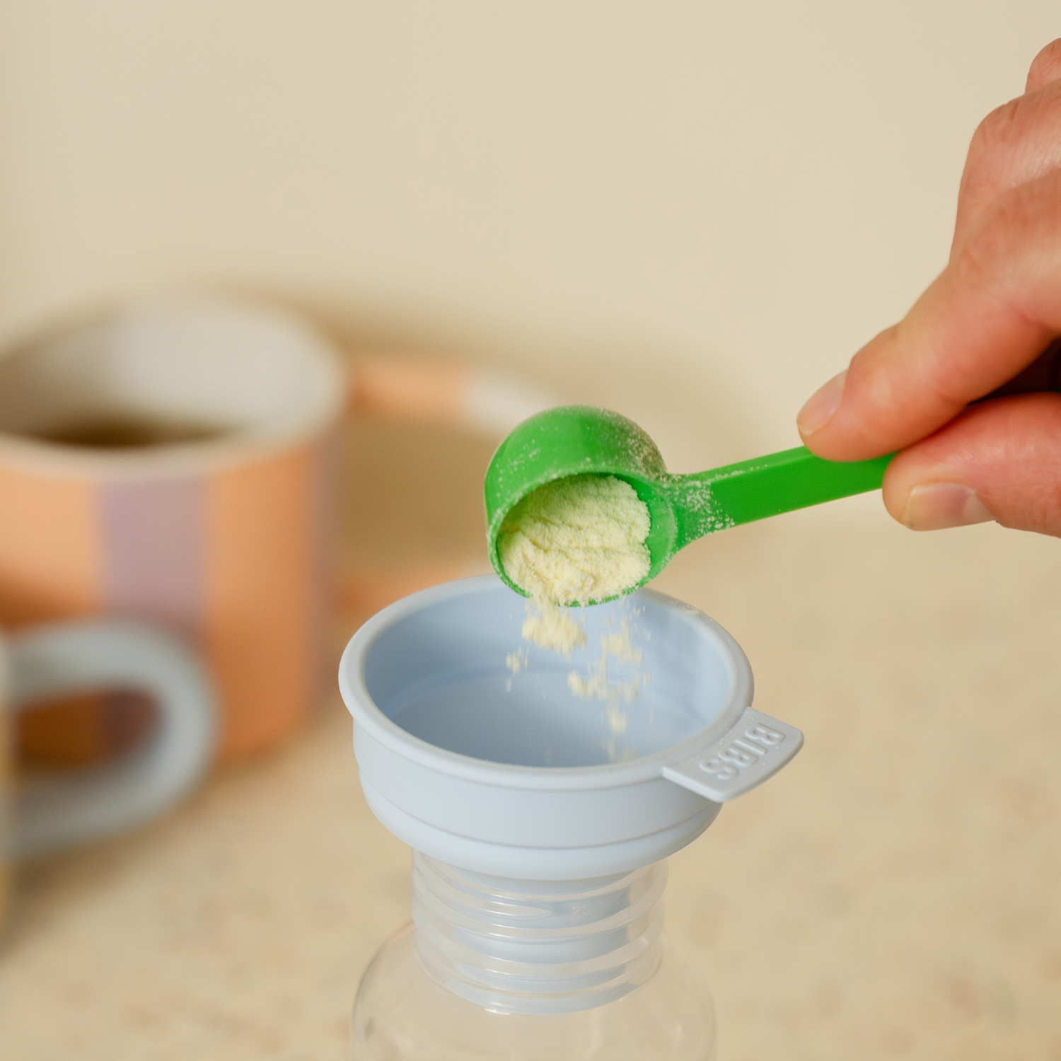 Бутылочка BIBS стеклянная для кормления с латексной соской медленный поток 120 мл